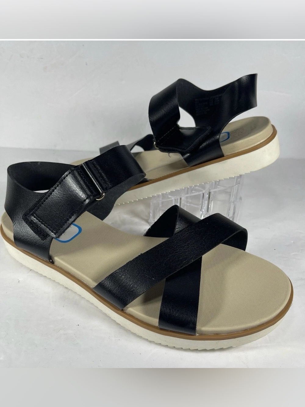 Time and Tru Women’s Black Strappy Sandals Comfort Sole Size New Sz 8.5